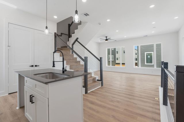 209 Foxshire Lane, Houston, TX 77047