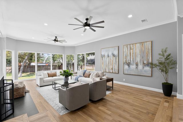 11752 Valleydale Drive, Dallas, TX 75230