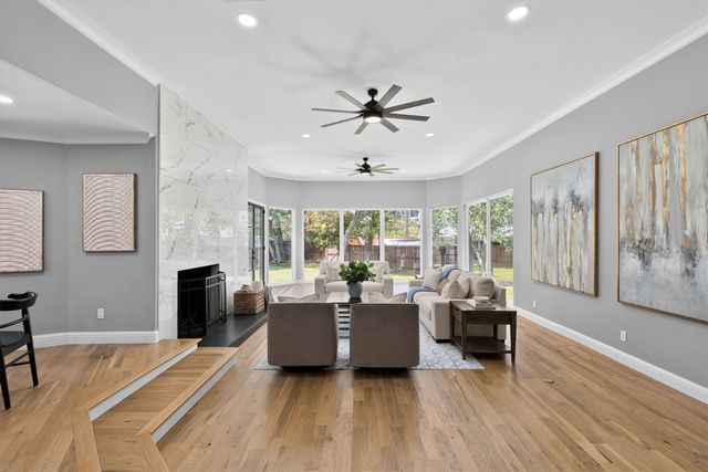 11752 Valleydale Drive, Dallas, TX 75230