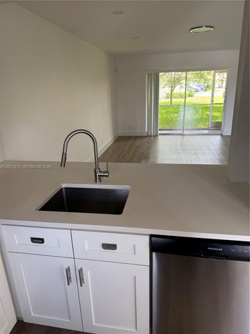 9937 Three Lakes Circle 14d, Boca Raton, FL 33428