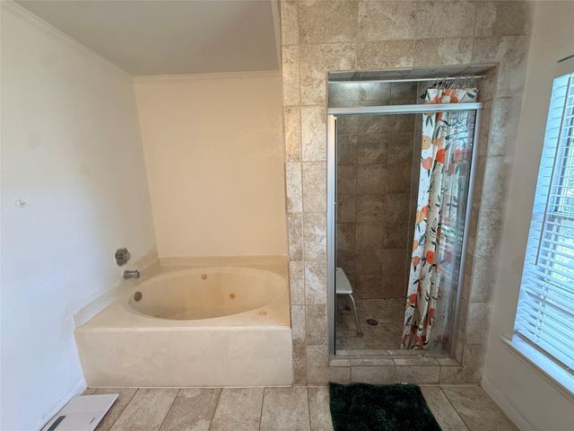 9826 Green Valley, Houston, TX 77064
