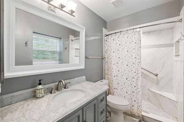 324 HICKORY COURT, Apopka, FL 32712