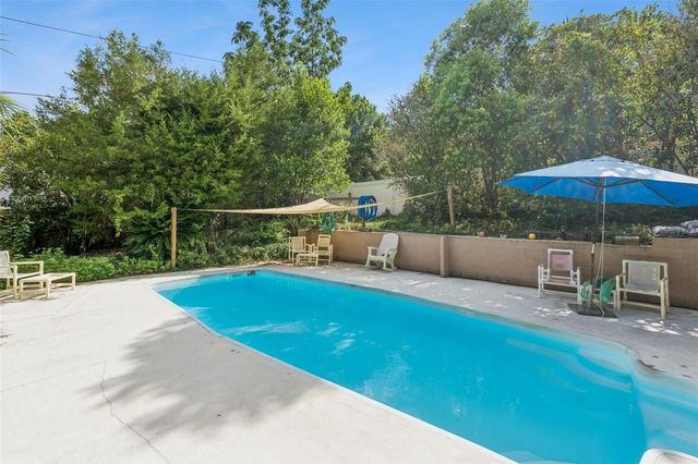 324 HICKORY COURT, Apopka, FL 32712