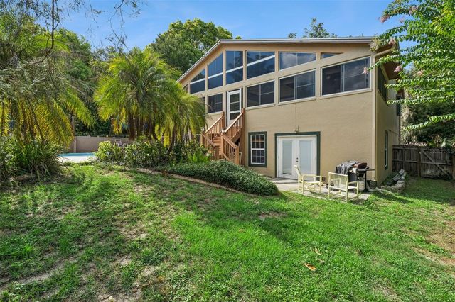324 HICKORY COURT, Apopka, FL 32712