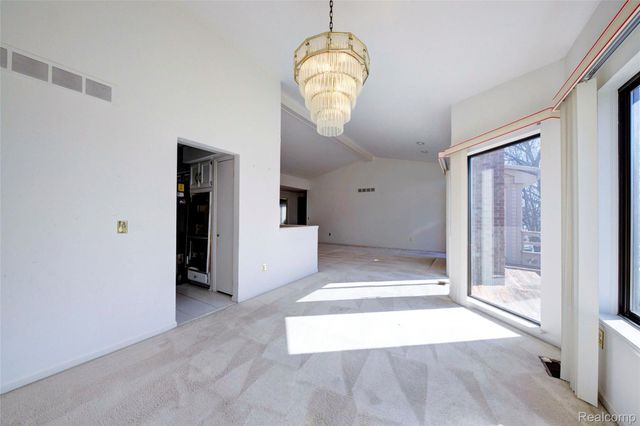 23309 Reynard Drive, Southfield, MI 48034