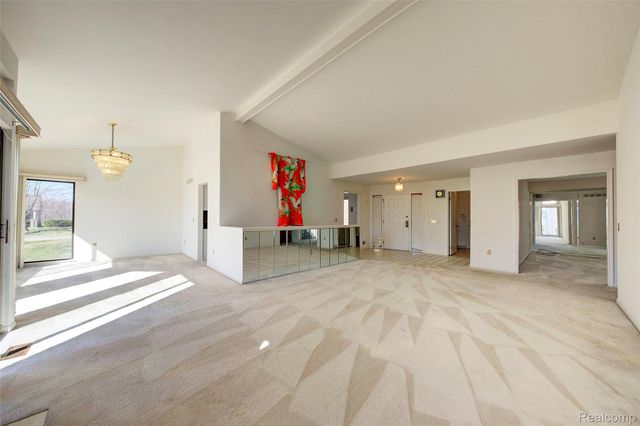 23309 Reynard Drive, Southfield, MI 48034