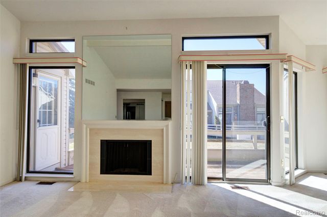 23309 Reynard Drive, Southfield, MI 48034