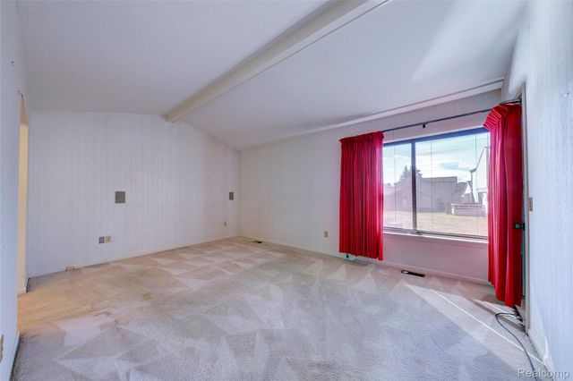 23309 Reynard Drive, Southfield, MI 48034