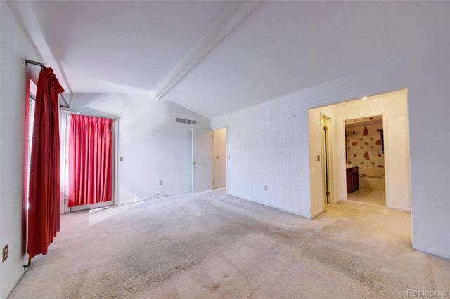 23309 Reynard Drive, Southfield, MI 48034