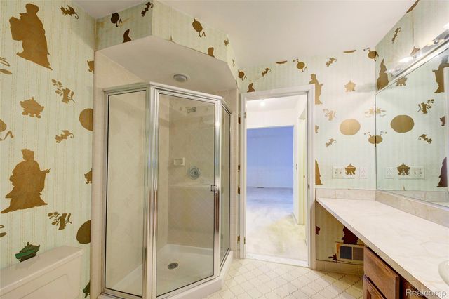 23309 Reynard Drive, Southfield, MI 48034