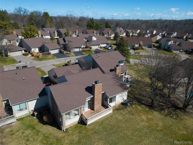 23309 Reynard Drive, Southfield, MI 48034