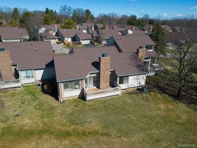 23309 Reynard Drive, Southfield, MI 48034