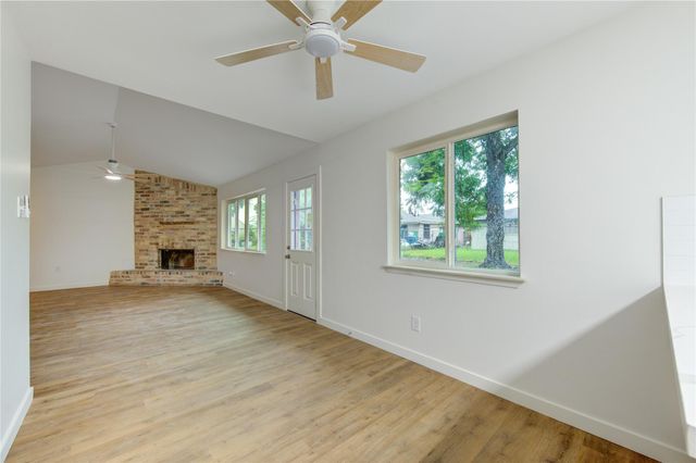 12802 Murr Way, Houston, TX 77048