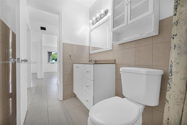 55 NE 165th Street, Miami, FL 33162