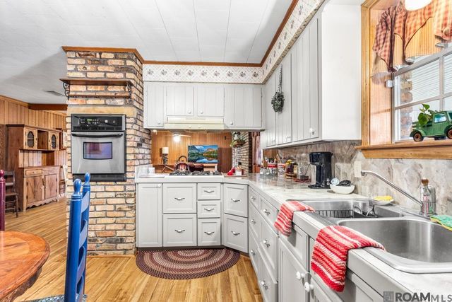 7559 Amite Church Rd, Denham Springs, LA 70706