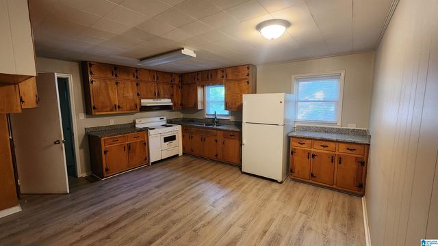 412 AVALON PARK, Hueytown, AL 35023