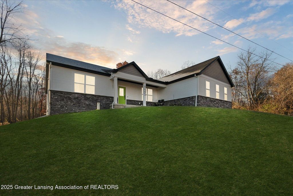 8645 Doyle Road, Laingsburg, MI 48848