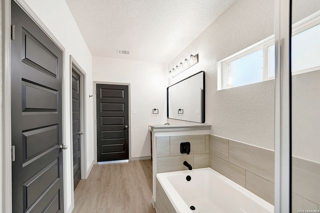 567 Lilac Shoals, Cibolo, TX 78108