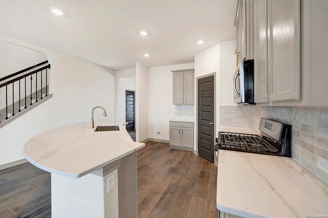 567 Lilac Shoals, Cibolo, TX 78108