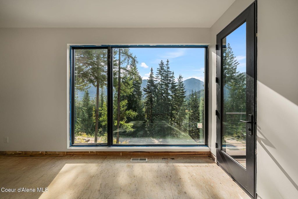 292 Fairway View Dr, Sandpoint, ID 83864 photo 10