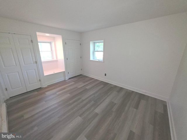 5842 TOWNSHIP LINE RD, Pipersville, PA 18947