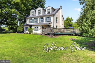 5842 TOWNSHIP LINE RD, Pipersville, PA 18947