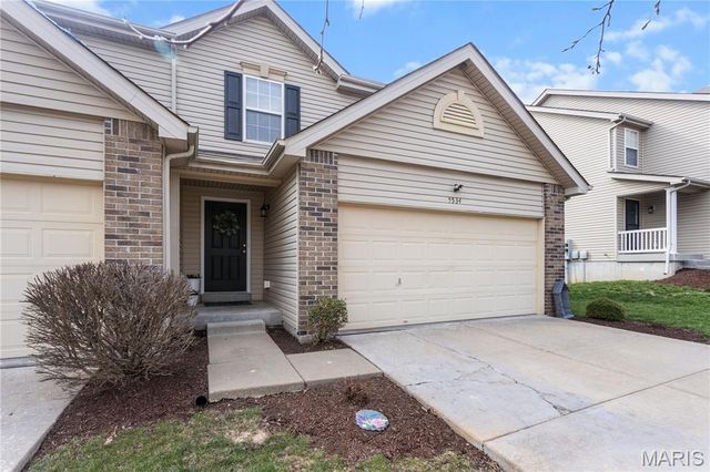 5534 Wavecrest Circle, St Charles, MO 63304