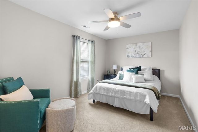 5534 Wavecrest Circle, St Charles, MO 63304