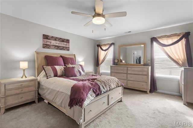 5534 Wavecrest Circle, St Charles, MO 63304