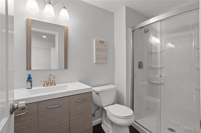 5534 Wavecrest Circle, St Charles, MO 63304