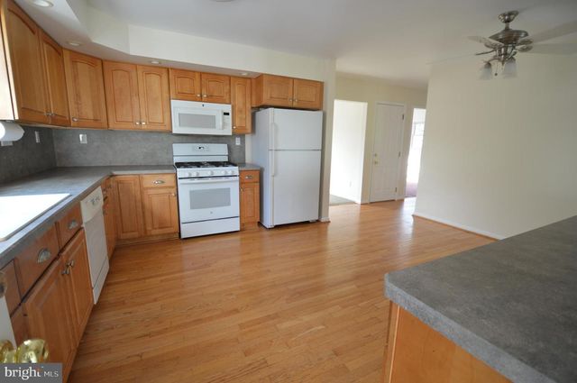 2126 PRINCETON PIKE, Trenton, NJ 08648