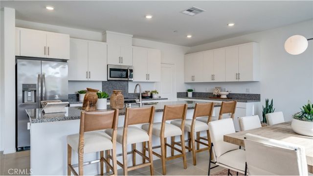 300 Grand Sky Lane, Perris, CA 92570