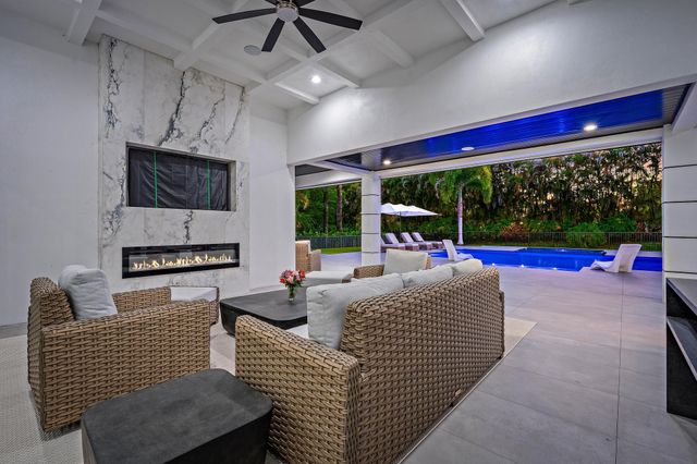 6087 Wildcat Run, West Palm Beach, FL 33412