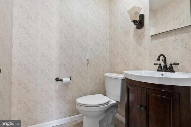 289 GLENWOOD AVENUE, Burlington, NJ 08016