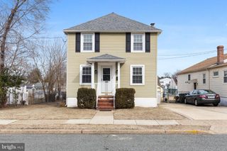 289 GLENWOOD AVENUE, Burlington, NJ 08016