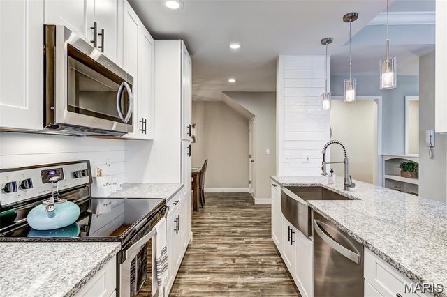 4250 Lindell Boulevard 101, St Louis, MO 63108