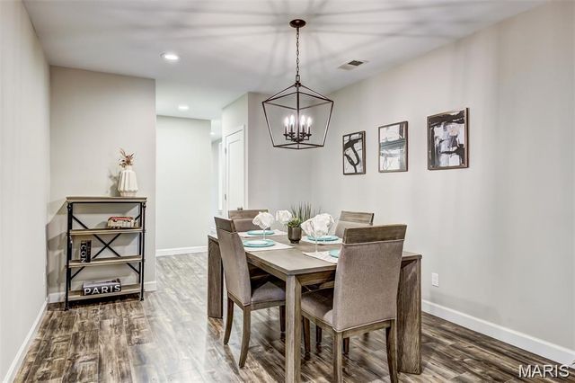4250 Lindell Boulevard 101, St Louis, MO 63108