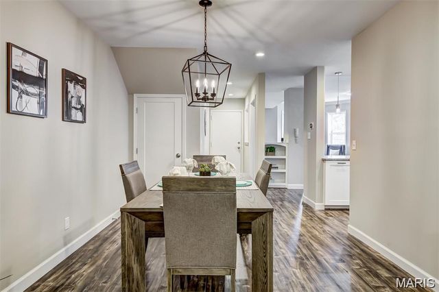 4250 Lindell Boulevard 101, St Louis, MO 63108