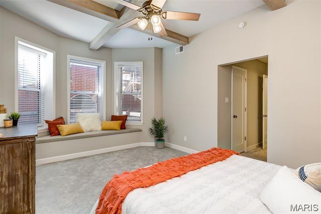 4250 Lindell Boulevard 101, St Louis, MO 63108