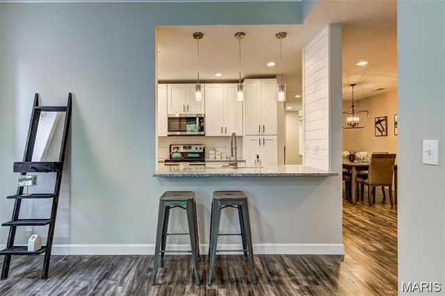 4250 Lindell Boulevard 101, St Louis, MO 63108