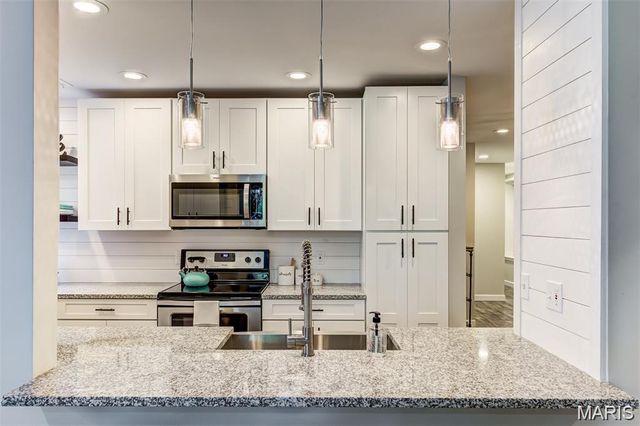 4250 Lindell Boulevard 101, St Louis, MO 63108