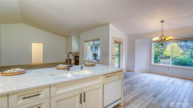 6215 59th Avenue Ct W, University Place, WA 98467