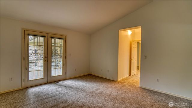 6215 59th Avenue Ct W, University Place, WA 98467