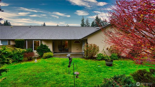 6215 59th Avenue Ct W, University Place, WA 98467