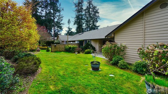 6215 59th Avenue Ct W, University Place, WA 98467