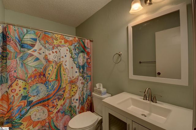 210 Harbor Cove Drive, Salem, SC 29676