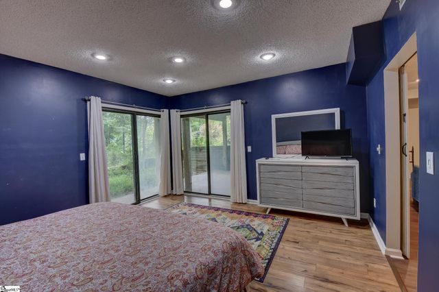 210 Harbor Cove Drive, Salem, SC 29676