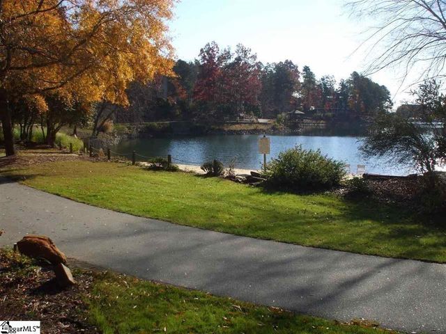 210 Harbor Cove Drive, Salem, SC 29676