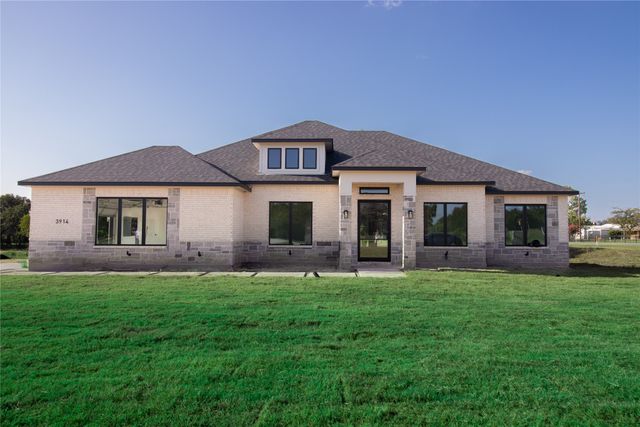3914 Southern Oaks Drive, Royse City, TX 75189