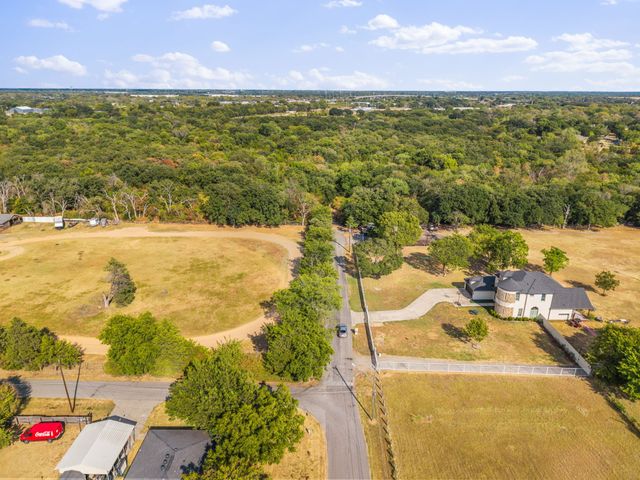 19 No Name Street, Dallas, TX 75217
